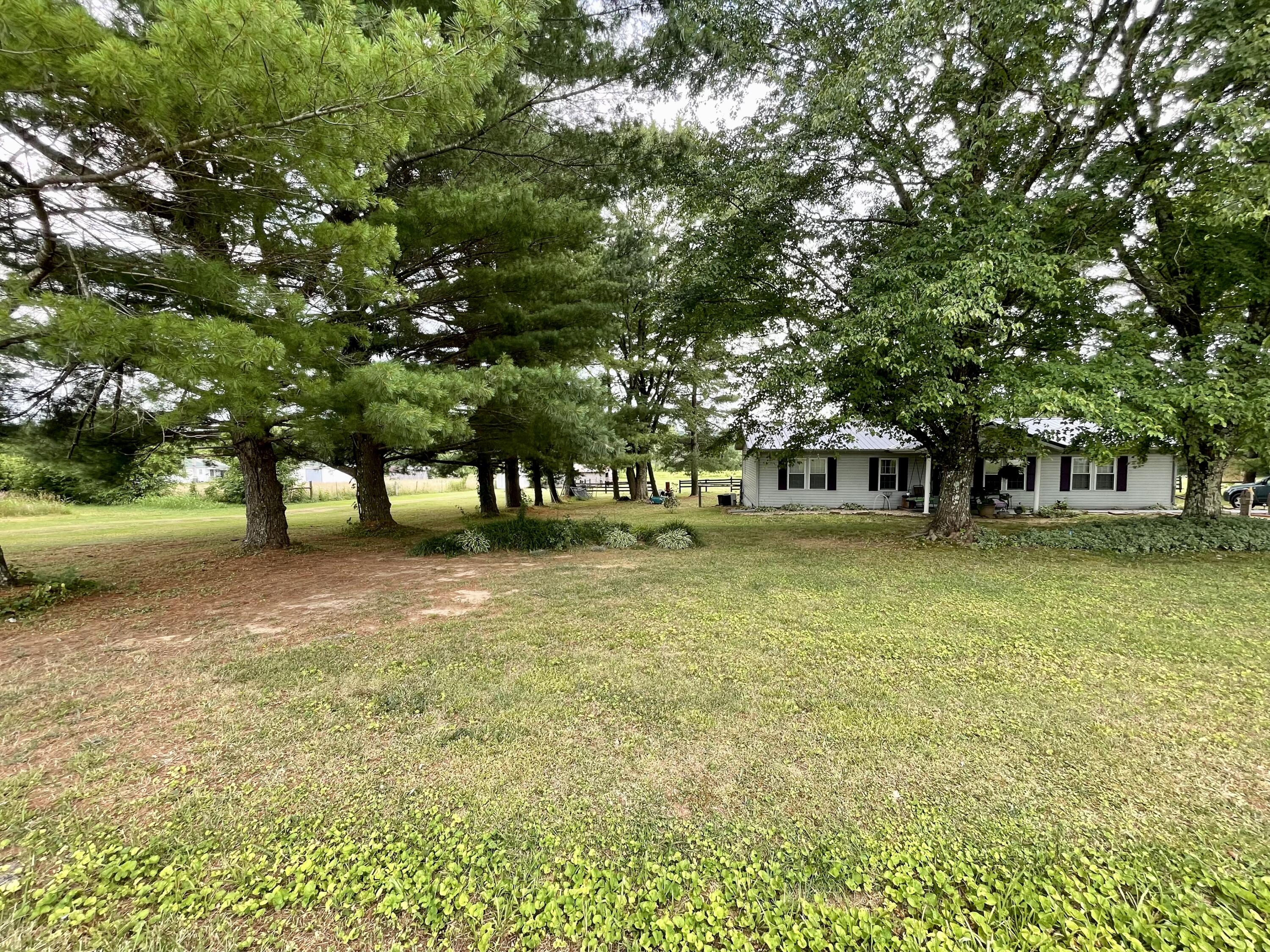 3175 Old Bull Road Eubank, KY 42567 - Photo 12 of 32 B16C7968-693D-4DAC-8864-E37B9BF774D3