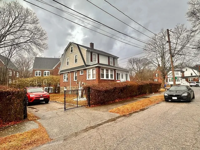 $774,900 | 7 Parkway Crescent, Milton, MA 02186