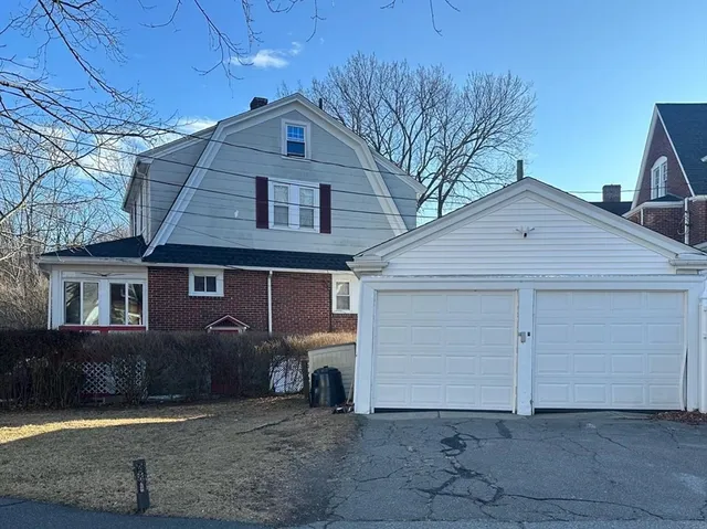 $774,900 | 7 Parkway Crescent, Milton, MA 02186