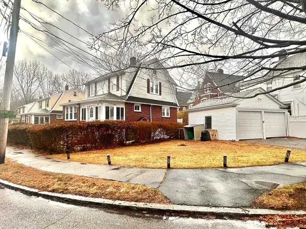 $704,900 | 7 Parkway Crescent, Milton, MA 02186