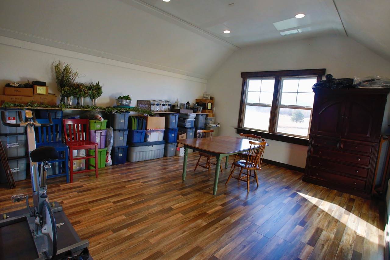 4520 South Swenson Road Clayton, WA 99110 - Photo 15 of 20