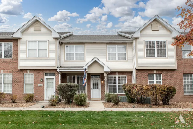 $310,000 | 9230 Arquilla Drive, Unit 35, Mokena, IL 60448