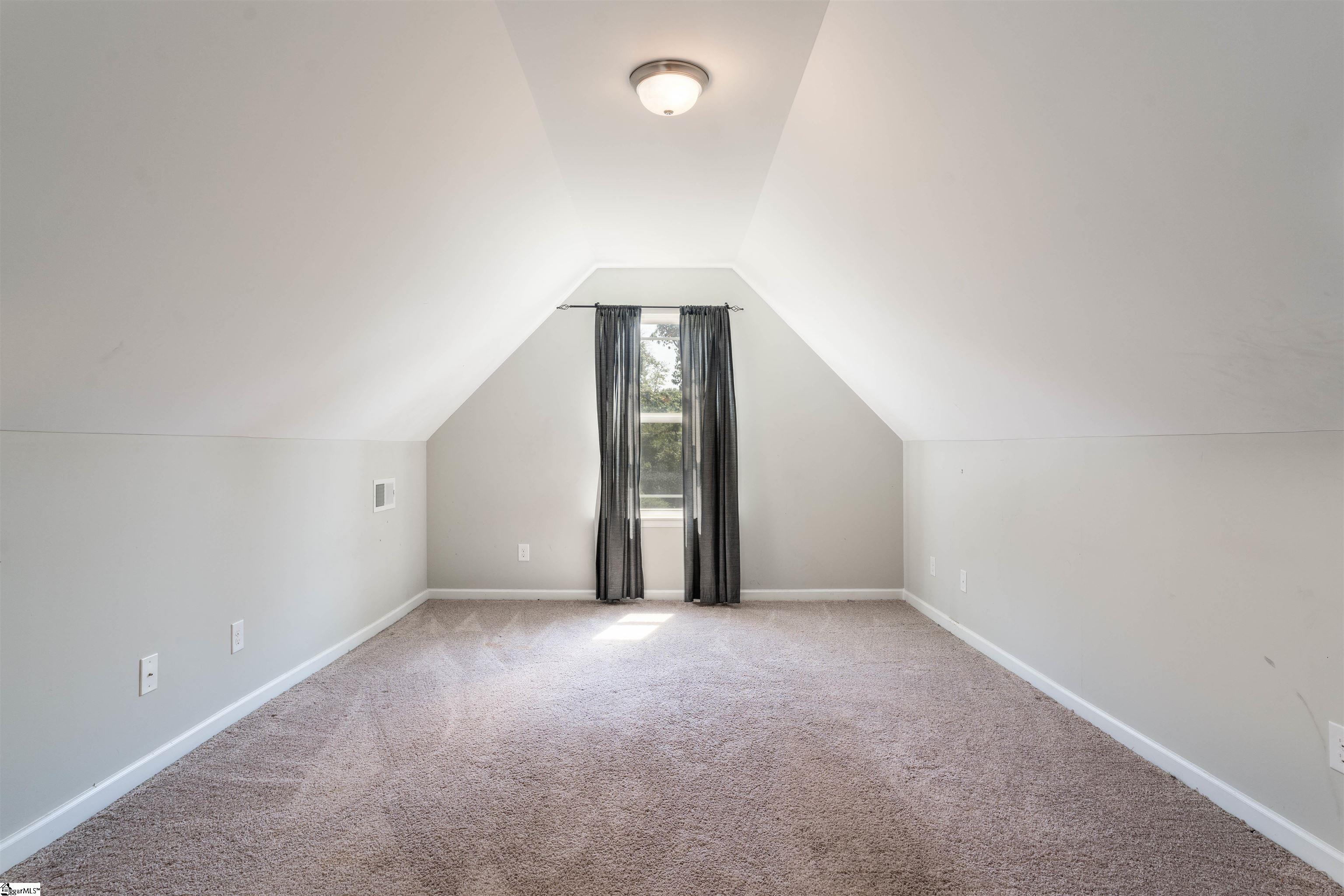 233 Redcoat Court Simpsonville, SC 29680 - Photo 13 of 33