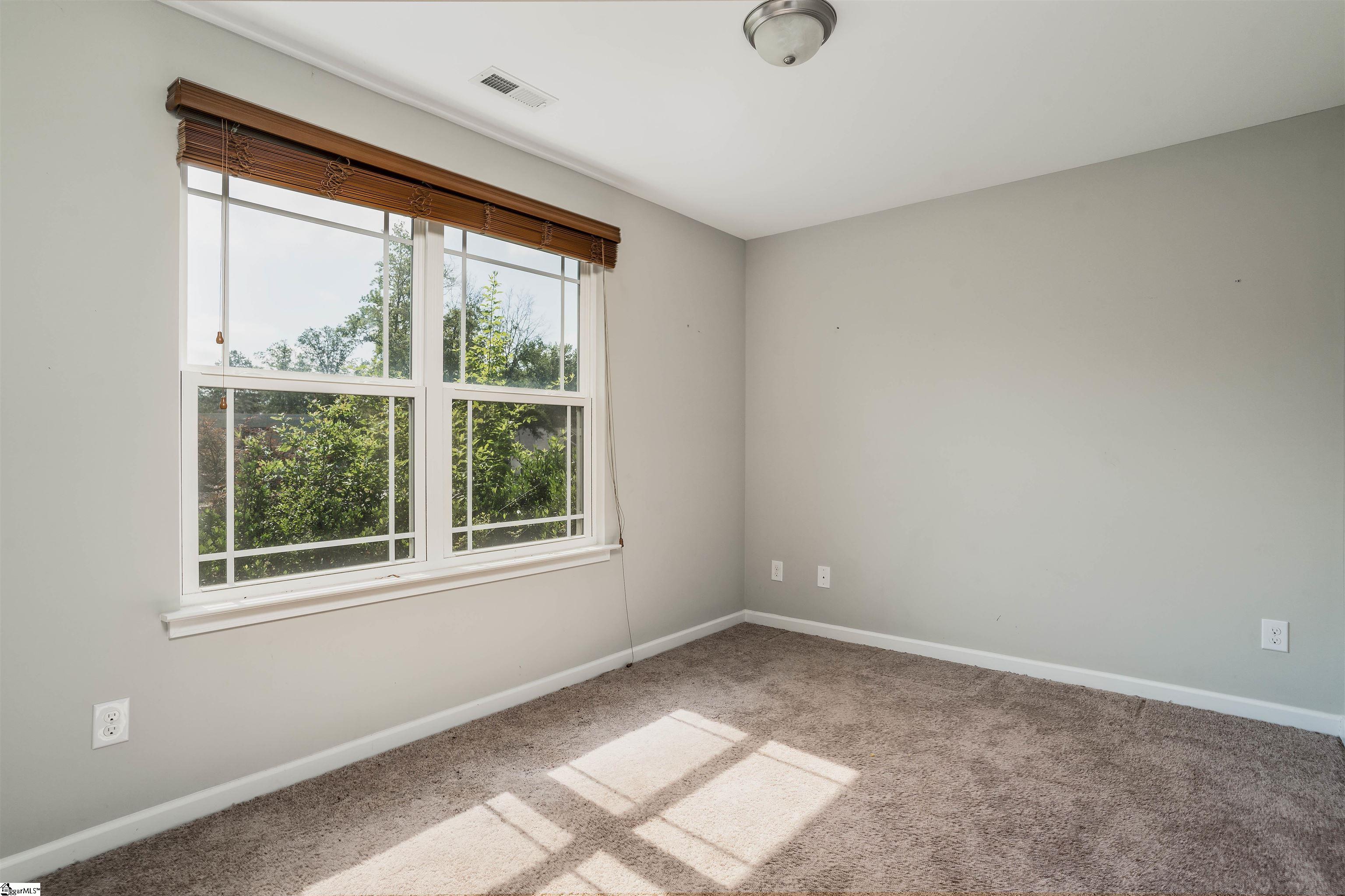 233 Redcoat Court Simpsonville, SC 29680 - Photo 15 of 33
