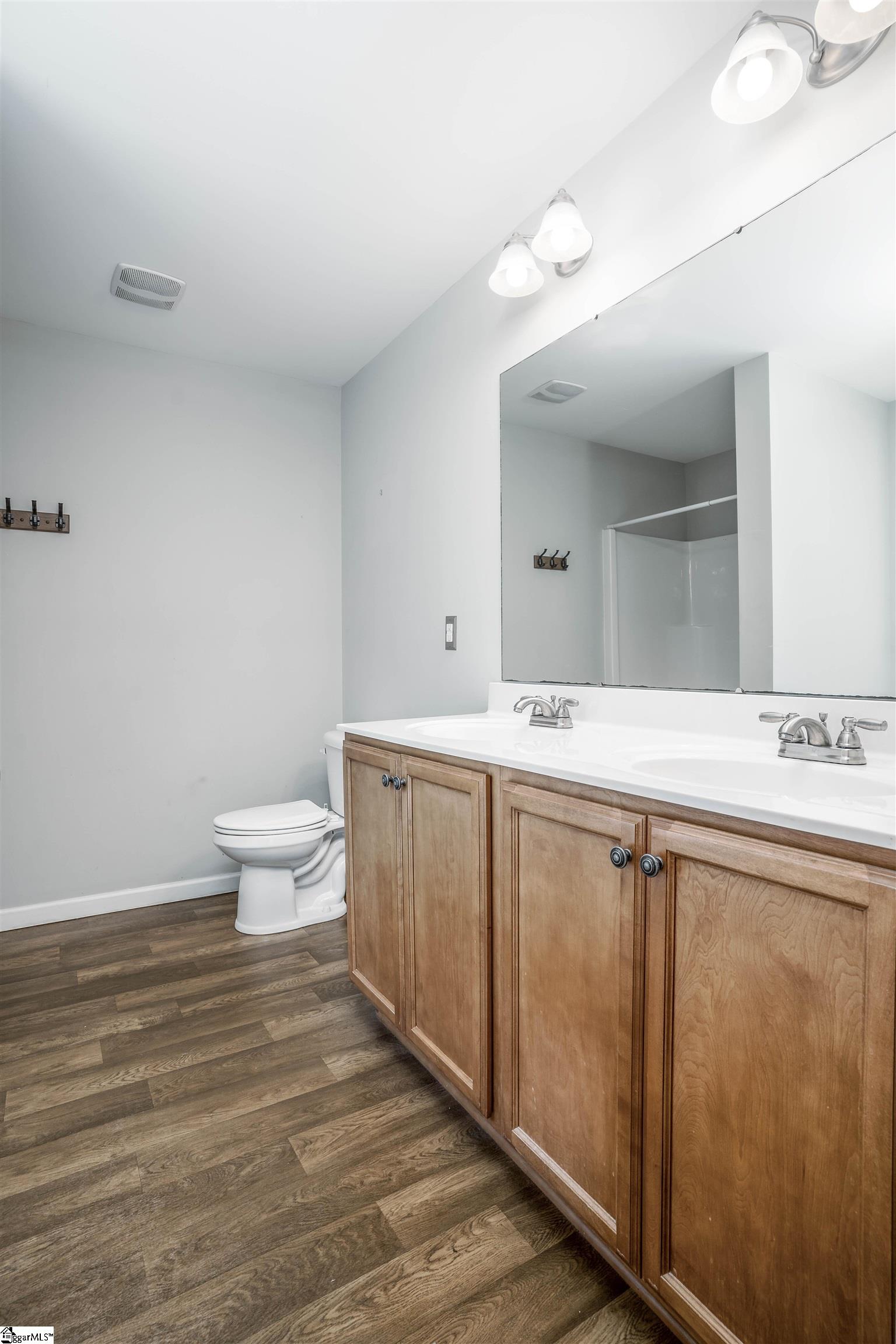 233 Redcoat Court Simpsonville, SC 29680 - Photo 21 of 33