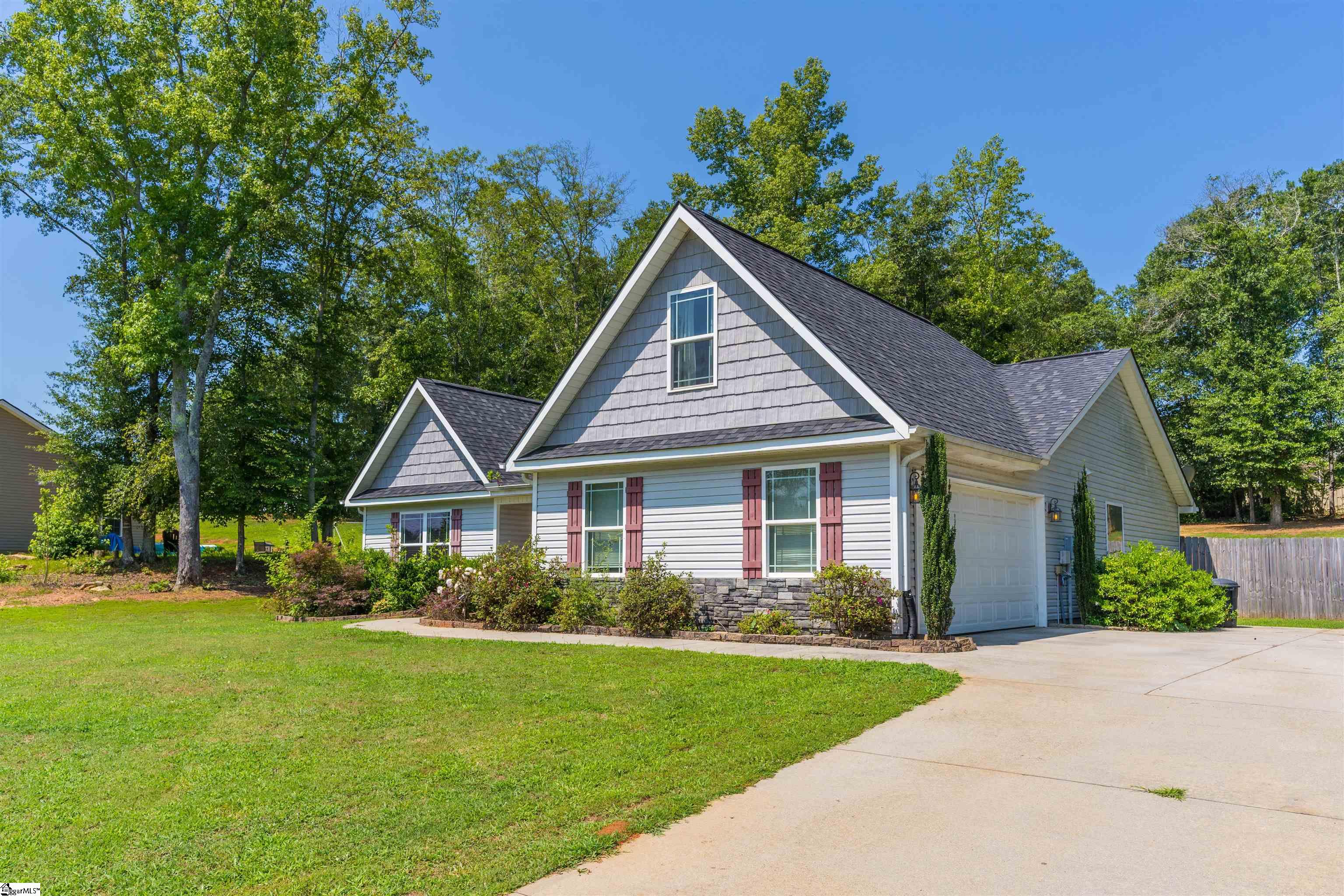 233 Redcoat Court Simpsonville, SC 29680 - Photo 28 of 33