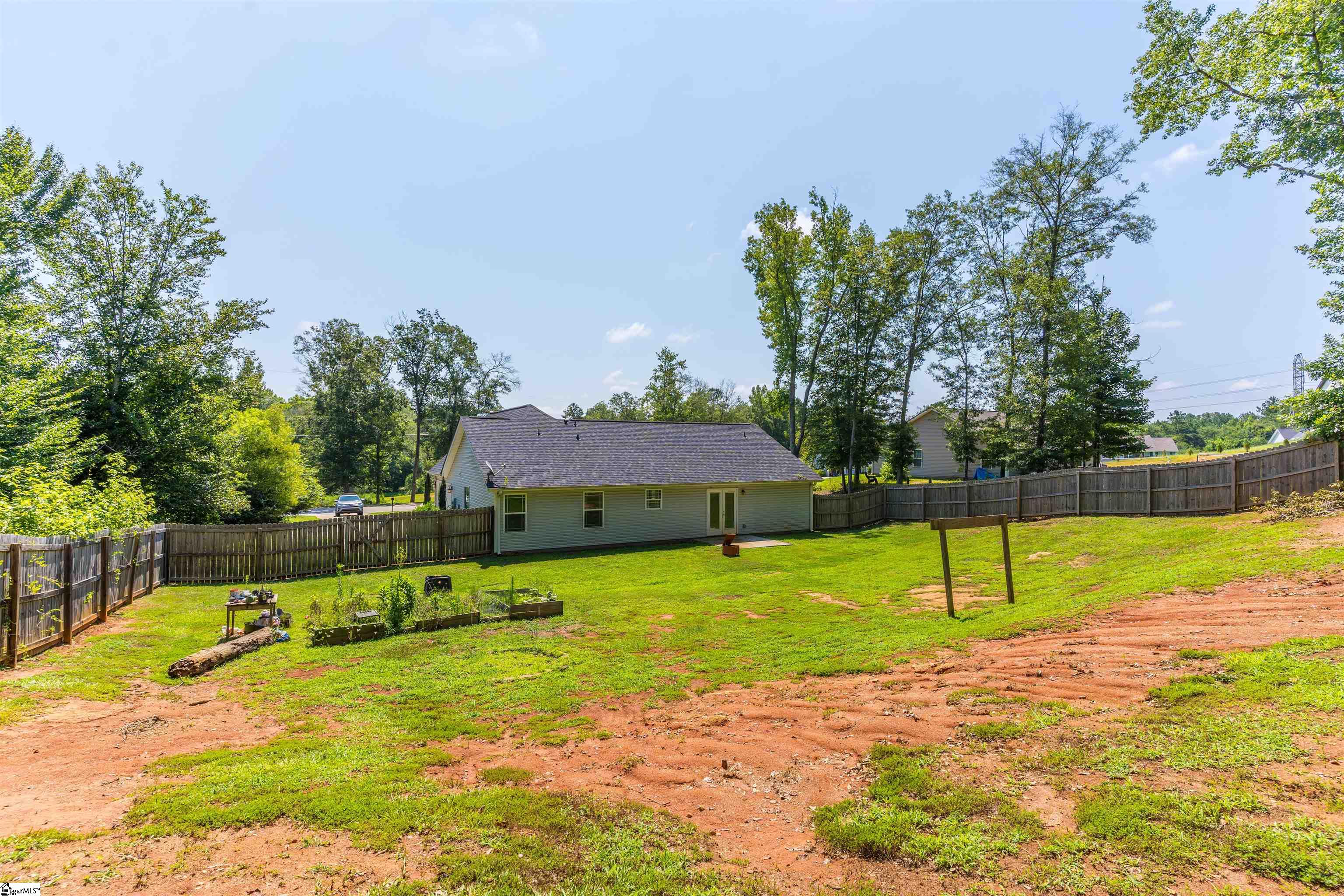 233 Redcoat Court Simpsonville, SC 29680 - Photo 31 of 33