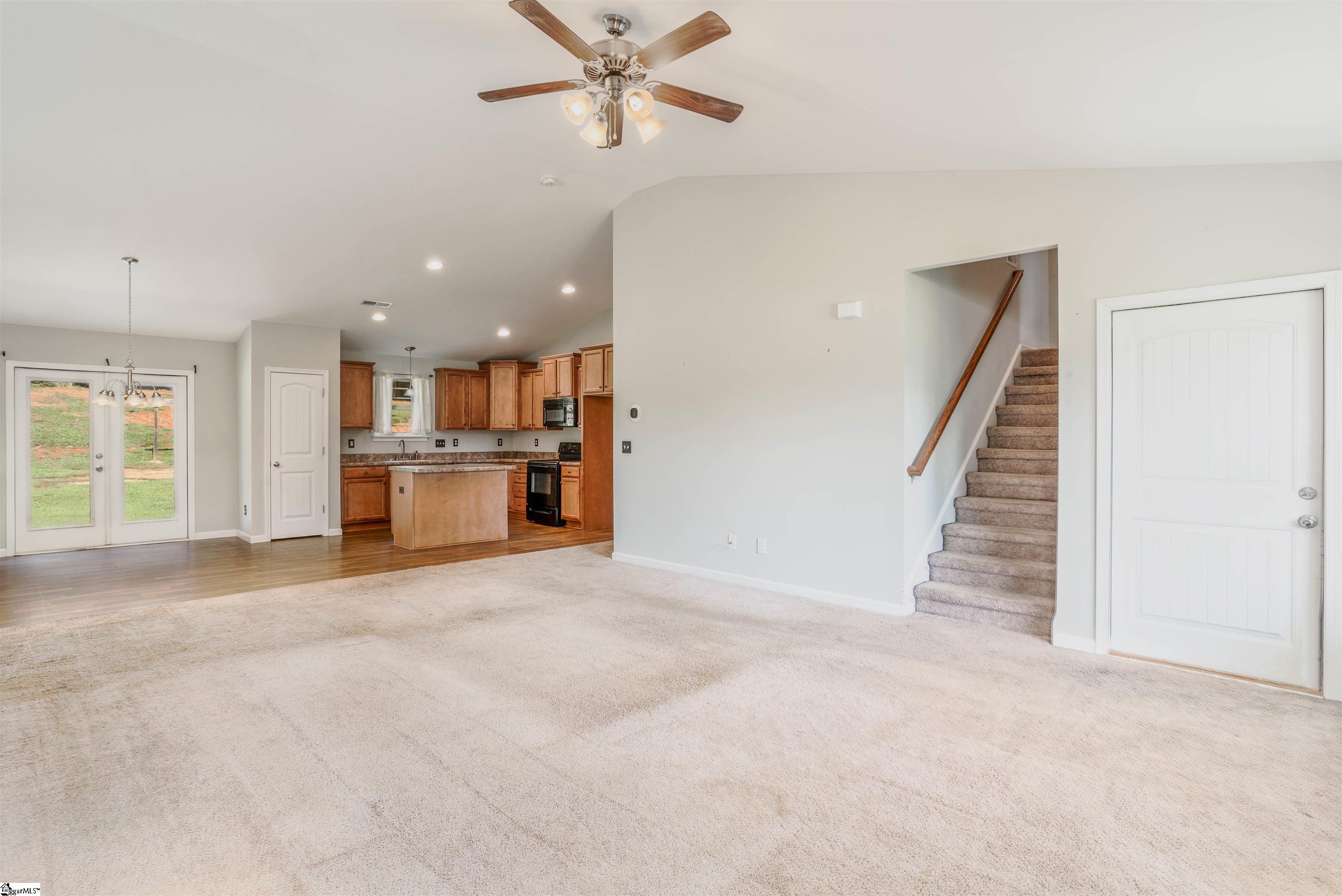 233 Redcoat Court Simpsonville, SC 29680 - Photo 9 of 33