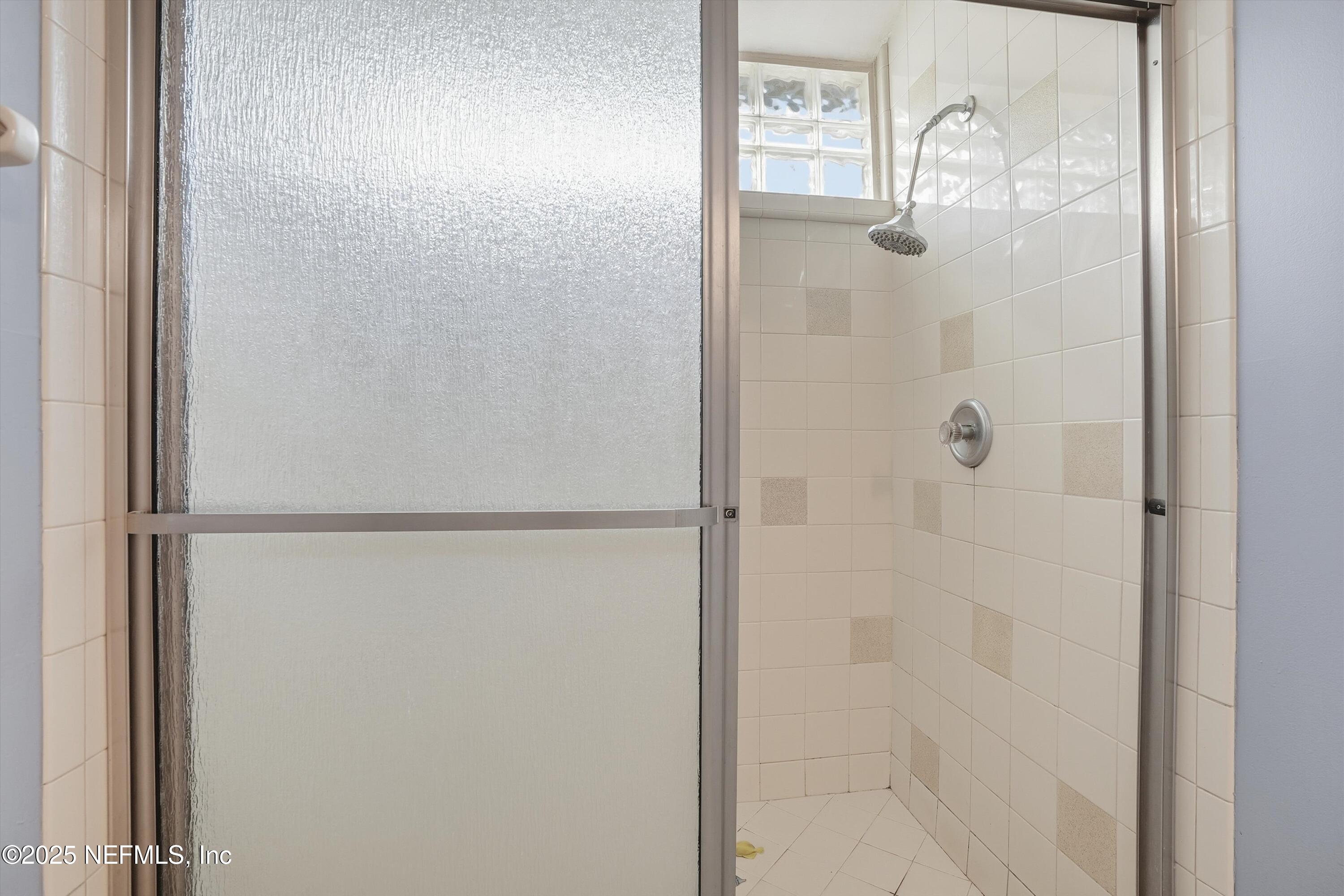 11672 Brush Ridge Circle South Jacksonville, FL 32225 - Photo 20 of 42 20-Shower