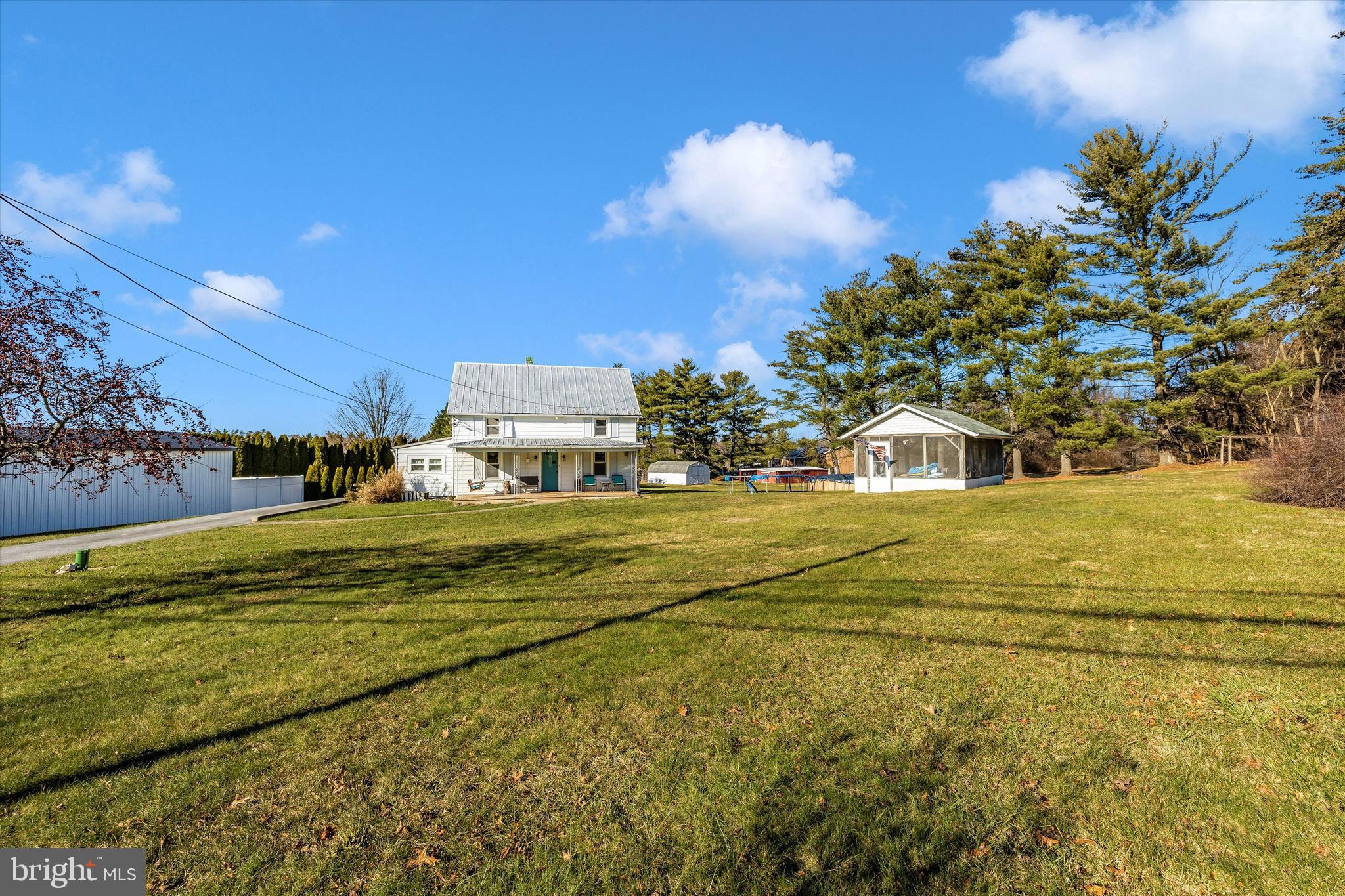 22716 Cavetown Church Road Smithsburg, MD 21783 - Photo 2 of 33 Gallery Image 2