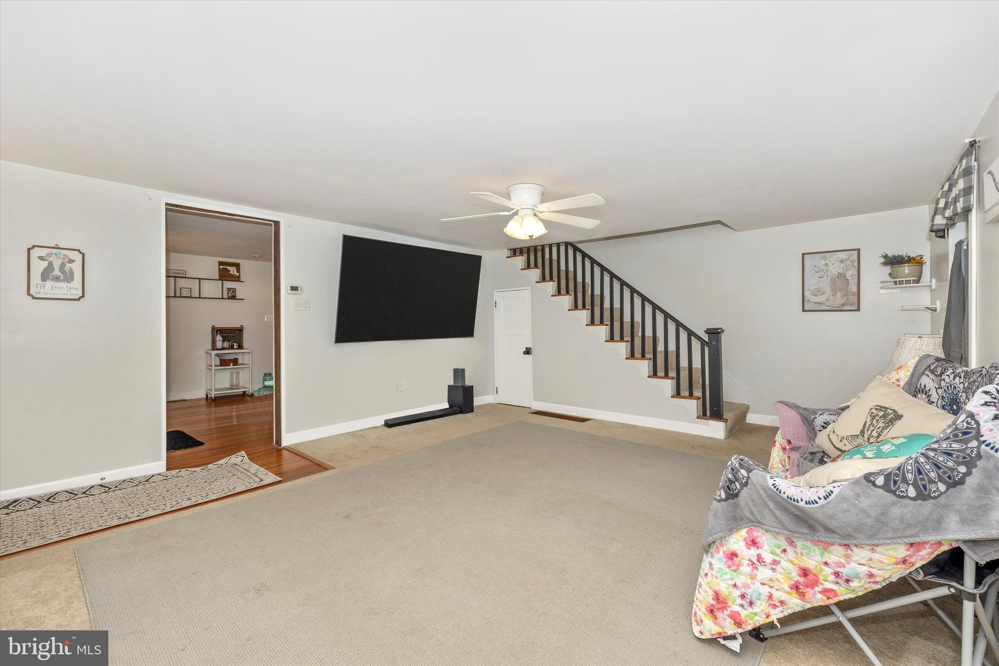 22716 Cavetown Church Road Smithsburg, MD 21783 - Photo 7 of 33 Gallery Image 7