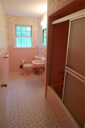 17 Ridley Road Dedham, MA 02026 - Photo 6 of 18 Gallery Image 6