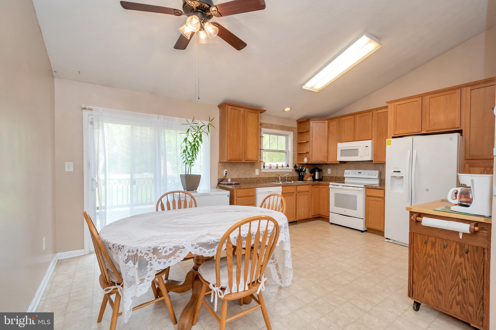 527 Rolando Drive Colonial Beach, VA 22443 - Photo 11 of 32 Gallery Image 11