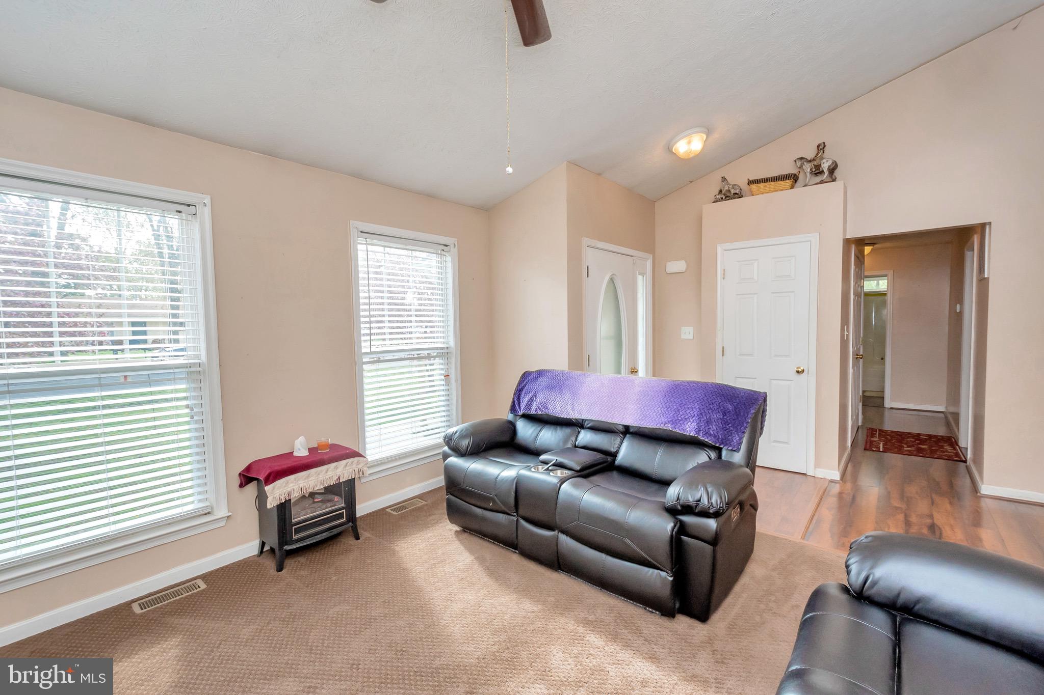 527 Rolando Drive Colonial Beach, VA 22443 - Photo 10 of 32 Gallery Image 10
