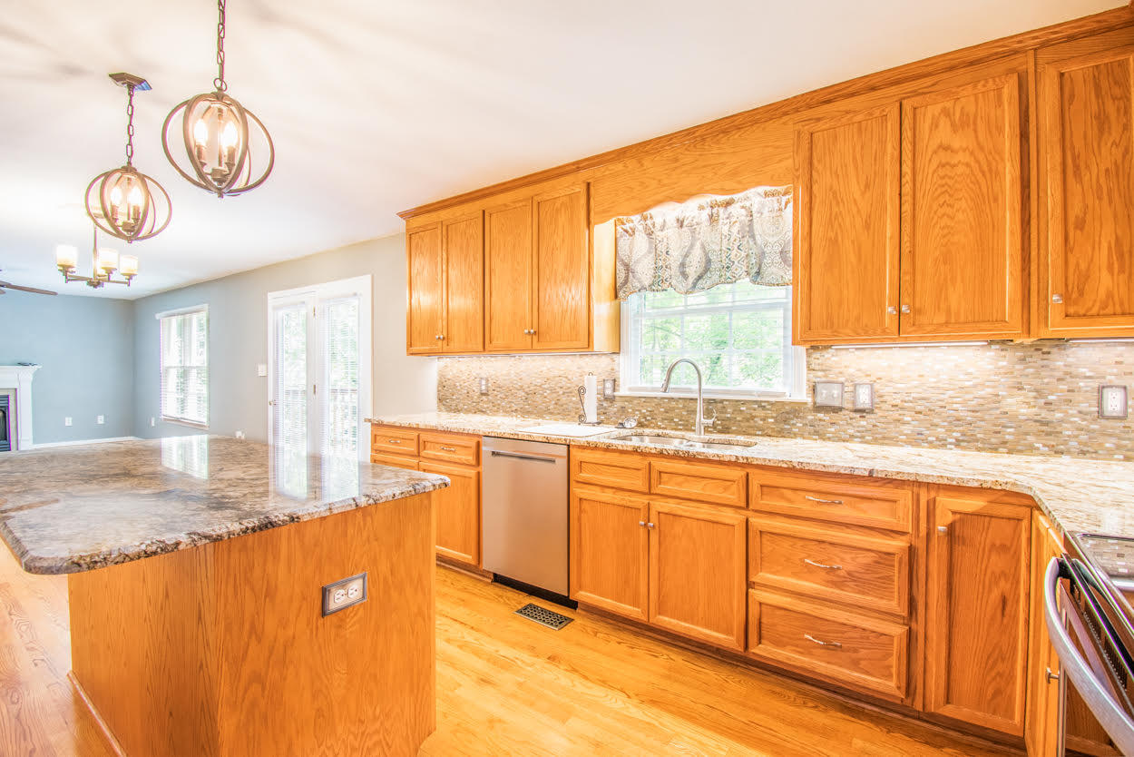 55 Ridgeview Road Blue Ridge, VA 24064 - Photo 8 of 33 H
