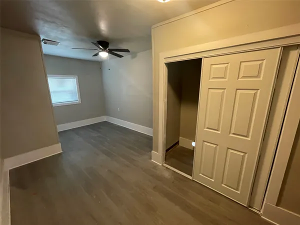 $1,995 | 6139 Belcrest Street, Houston, TX 77033