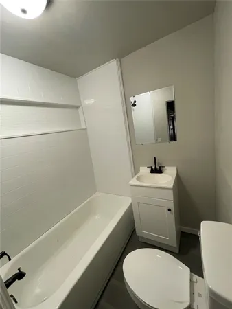 $1,995 | 6139 Belcrest Street, Houston, TX 77033