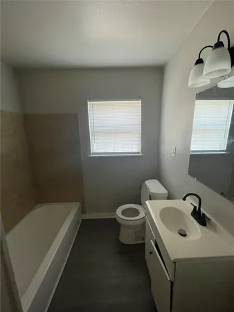 $1,995 | 6139 Belcrest Street, Houston, TX 77033