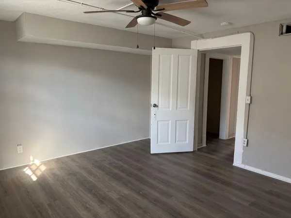 $1,995 | 6139 Belcrest Street, Houston, TX 77033