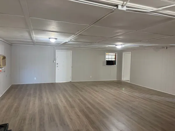 $1,995 | 6139 Belcrest Street, Houston, TX 77033