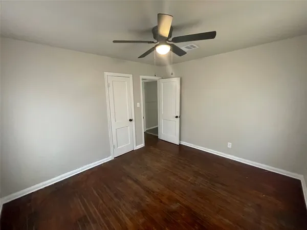 $1,995 | 6139 Belcrest Street, Houston, TX 77033