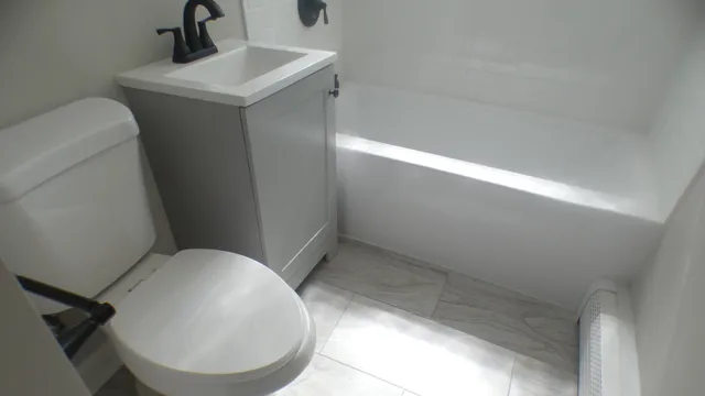 $54,000 | 2043 East 72nd Street, Unit 1C, Chicago, IL 60649