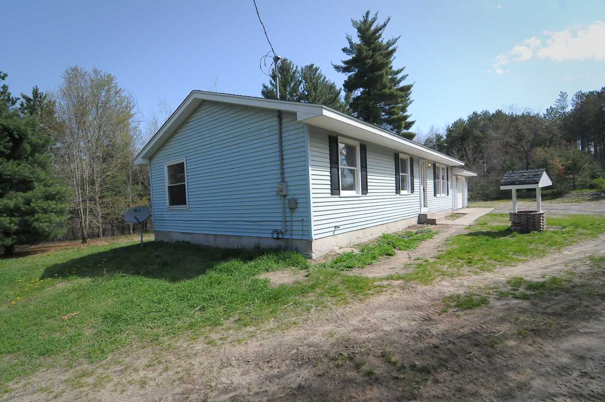 4265 North 13 Road Mesick, MI 49668 - Photo 17 of 40 1861023-16.JPG