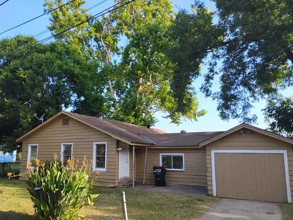 $77,000 | 401 Berry Street, Bossier City, LA 71111