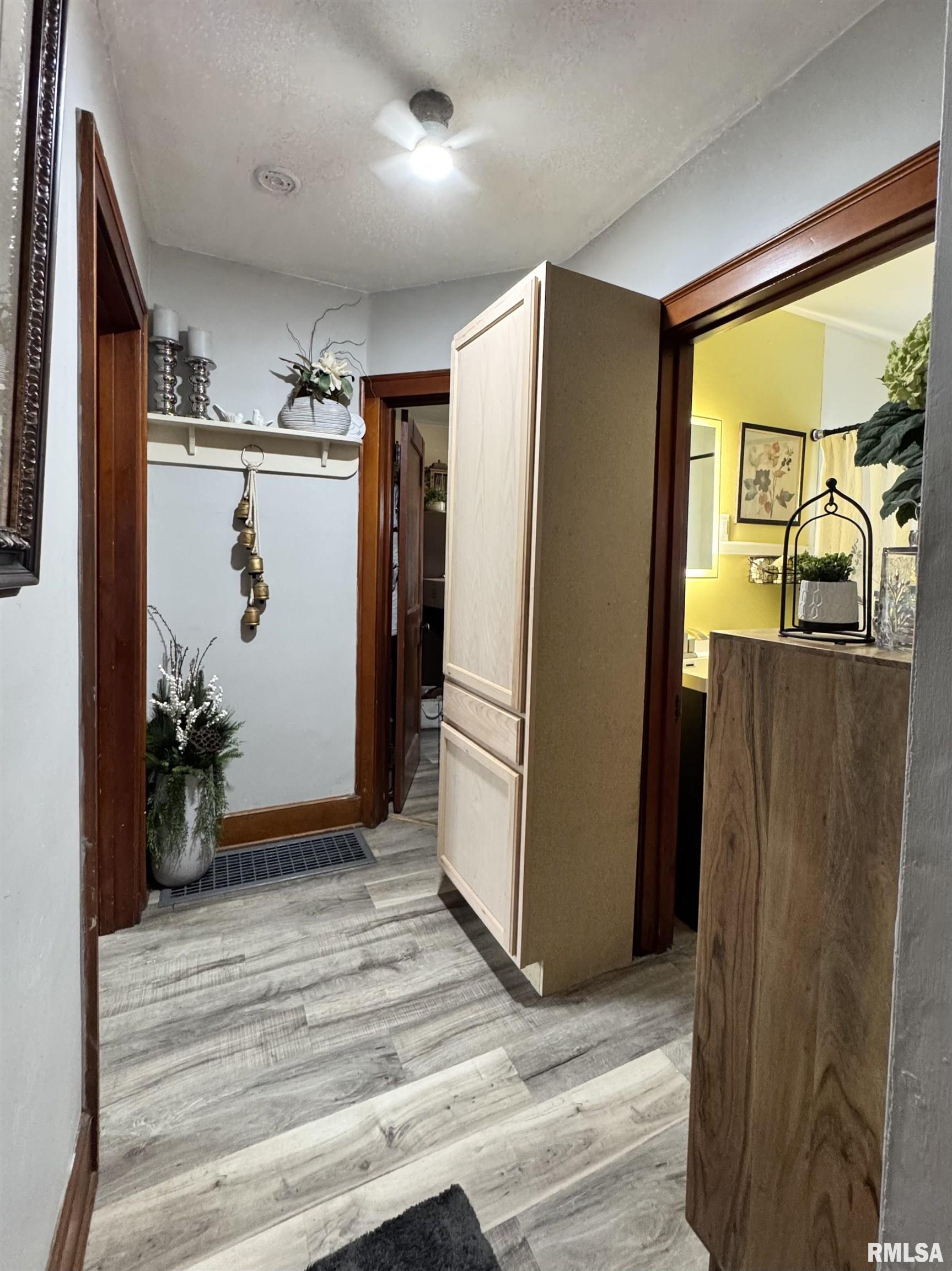 419 13th Avenue Fulton, IL 61252 - Photo 13 of 16