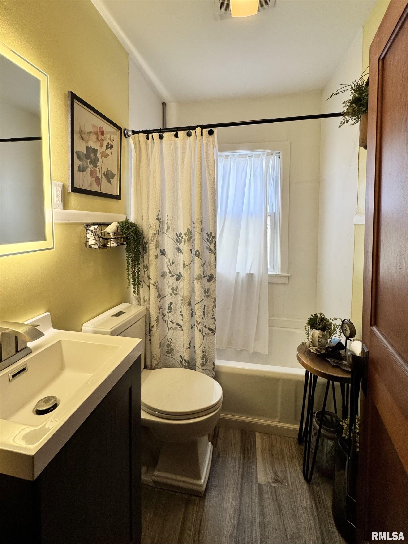 419 13th Avenue Fulton, IL 61252 - Photo 14 of 16