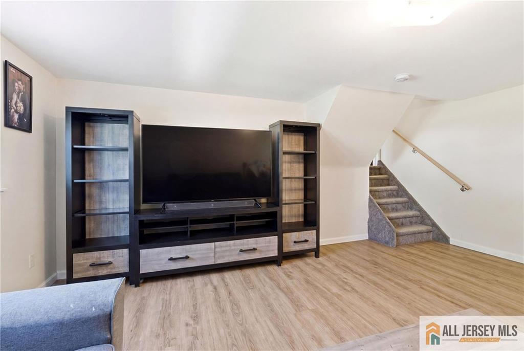 205 New Dover Road Colonia, NJ 07067 - Photo 28 of 54