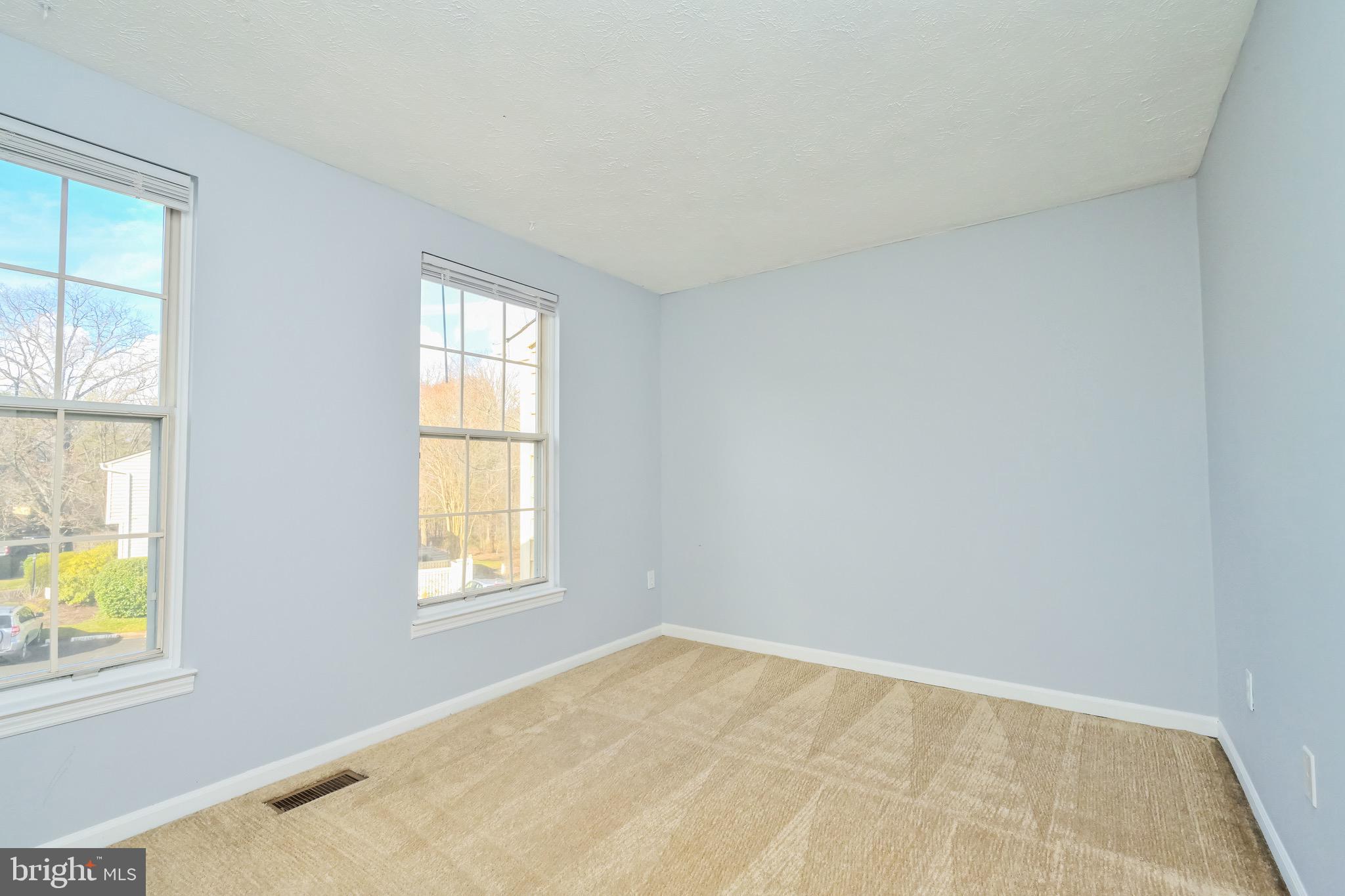 1613 Fieldthorn Drive Reston, VA 20194 - Photo 14 of 30