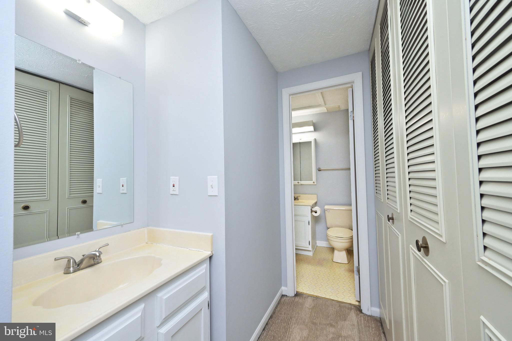1613 Fieldthorn Drive Reston, VA 20194 - Photo 19 of 30