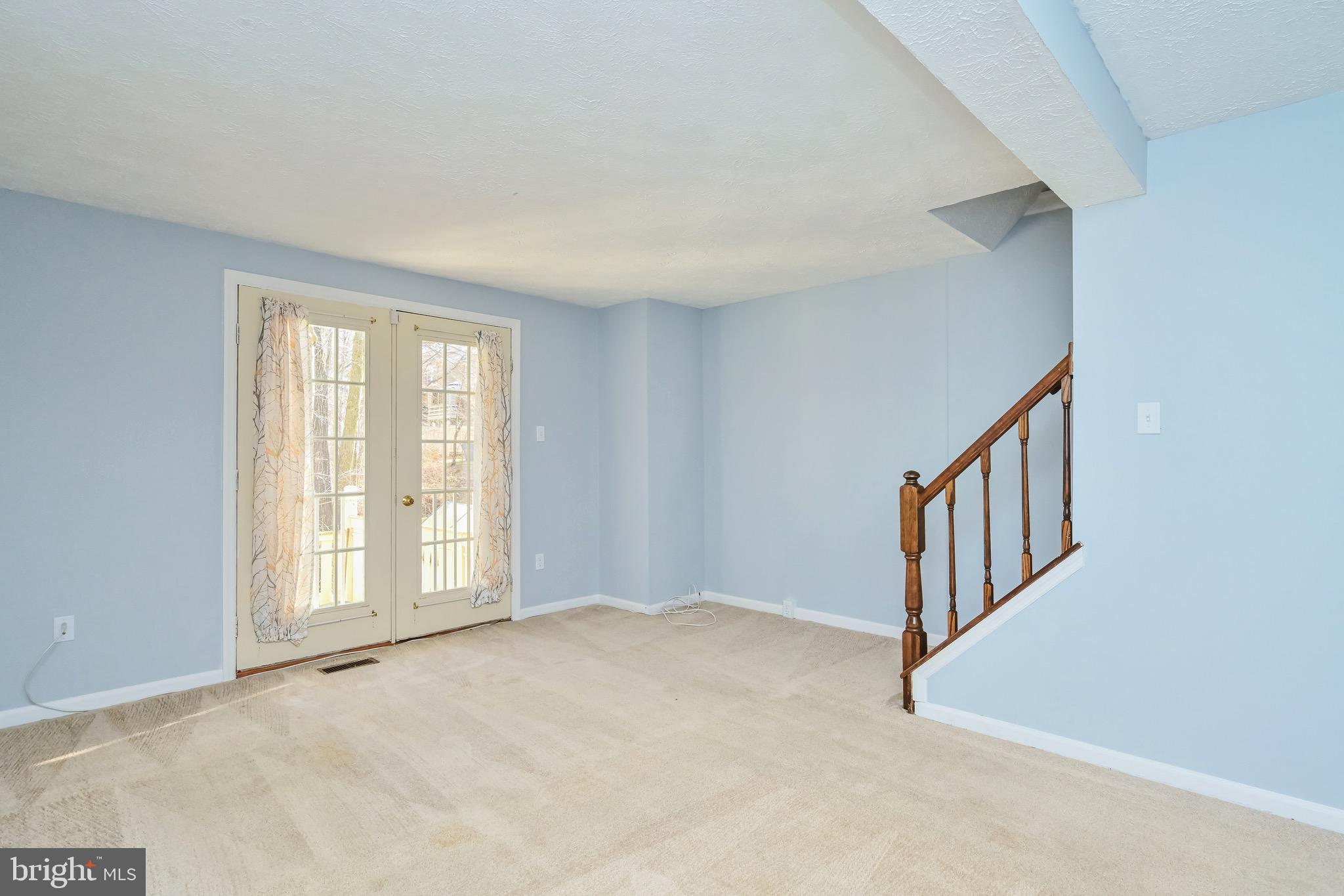 1613 Fieldthorn Drive Reston, VA 20194 - Photo 10 of 30