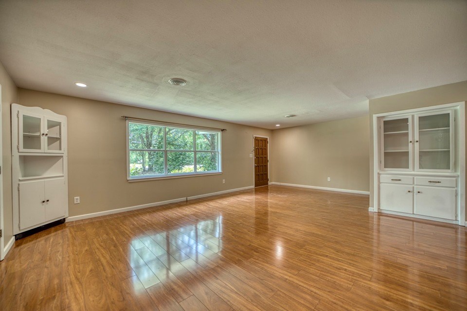 19015 Pine Acres Road Gulf Shores, AL 36542 - Photo 4 of 30