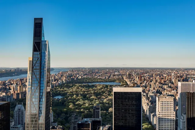 $14,880,000 | 53 West 53rd Street, Unit 17B | Midtown Central