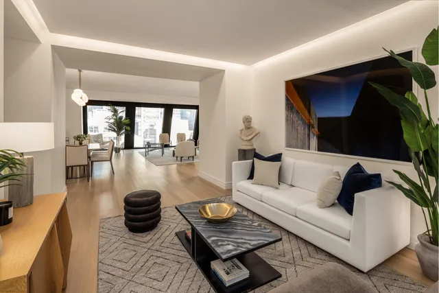 $14,880,000 | 53 West 53rd Street, Unit 17B | Midtown Central