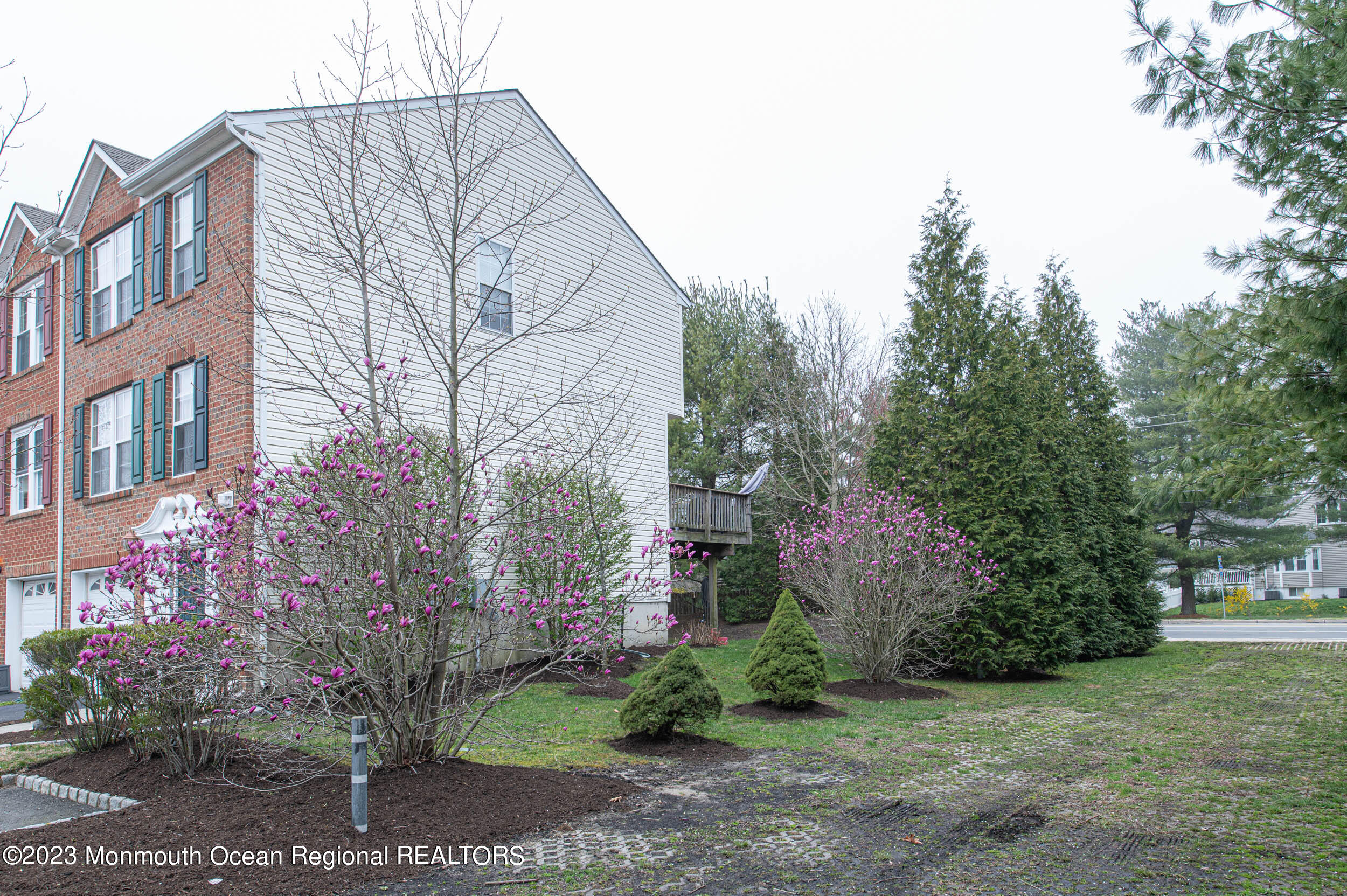 53 Abby Road Farmingdale, NJ 07727 - Photo 3 of 27 jt-24