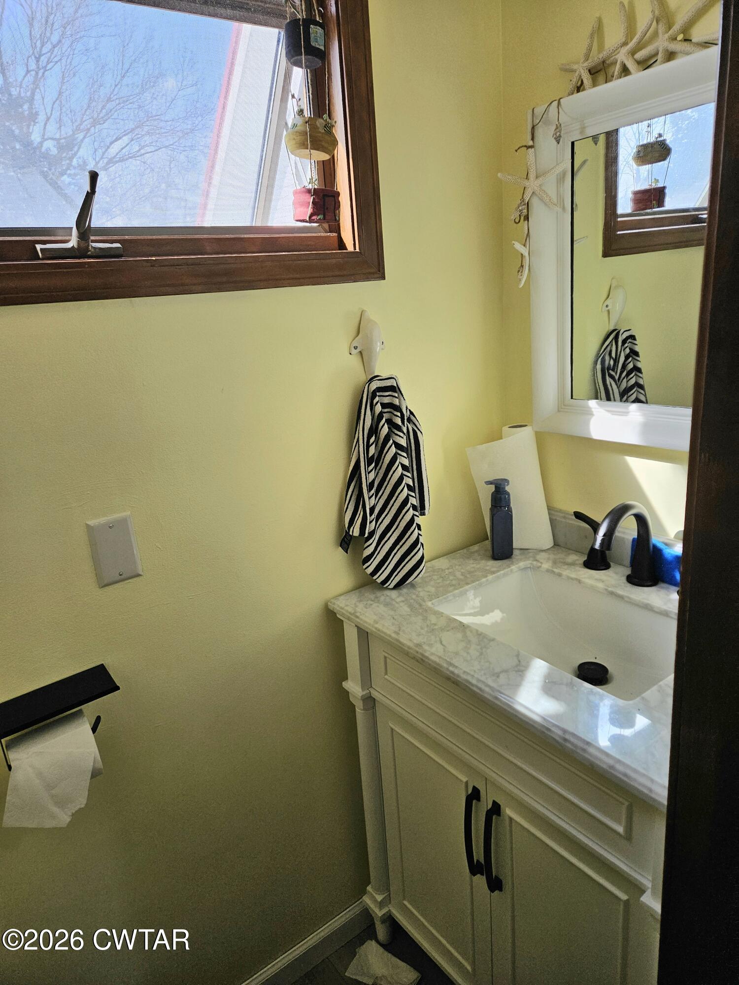 103 Spring Creek Law Road Jackson, TN 38305 - Photo 21 of 35 a close view of sink