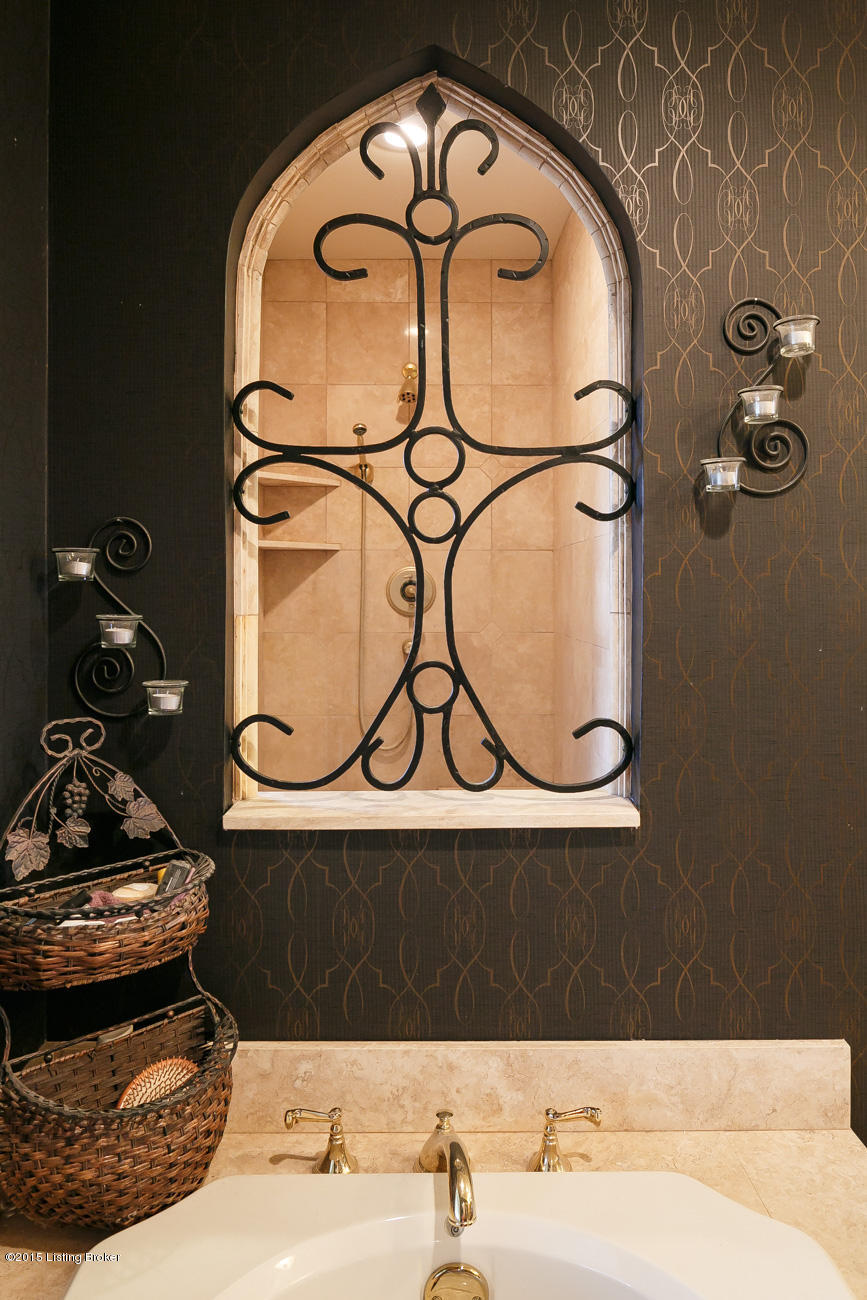 16 Riding Ridge Road Prospect, KY 40059 - Photo 18 of 38 Architectural charm in Master Bathroom