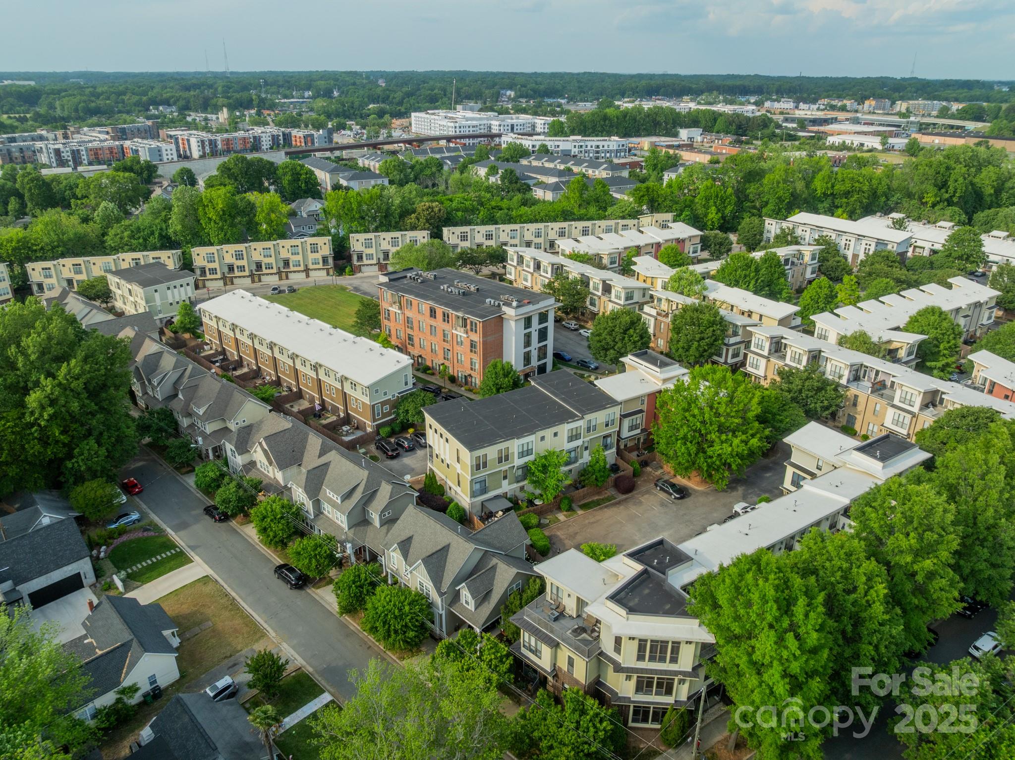 2988 Textile Way Charlotte, NC 28205 - Photo 35 of 36 an aerial view of multiple house
