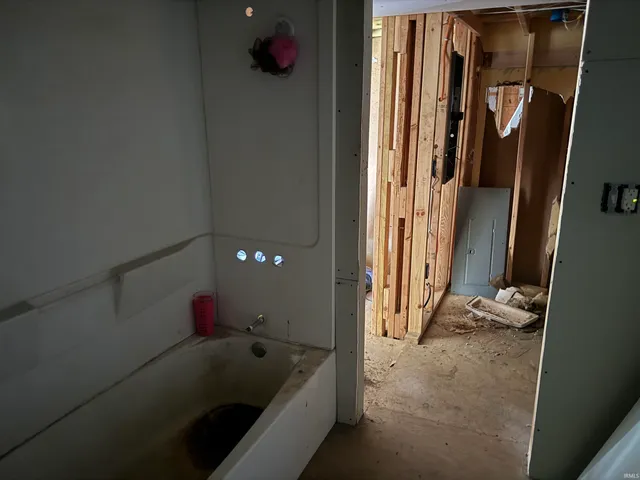 $12,000 | South Main Street, Bicknell, IN 47512