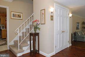 1 Tindlay Court Silver Spring, MD 20905 - Photo 3 of 30 Interior General