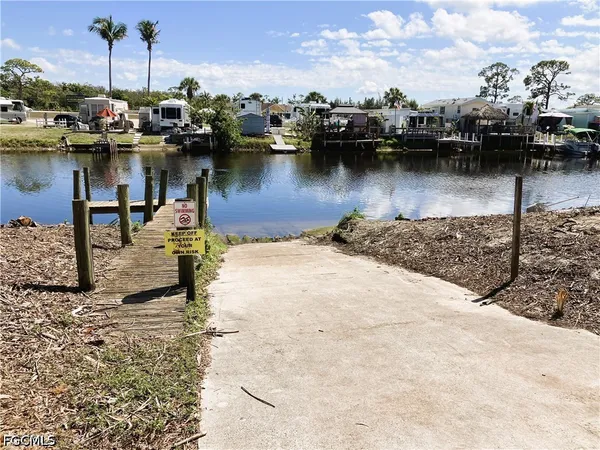$1,600 | Undisclosed Address, Fort Myers, FL 33908