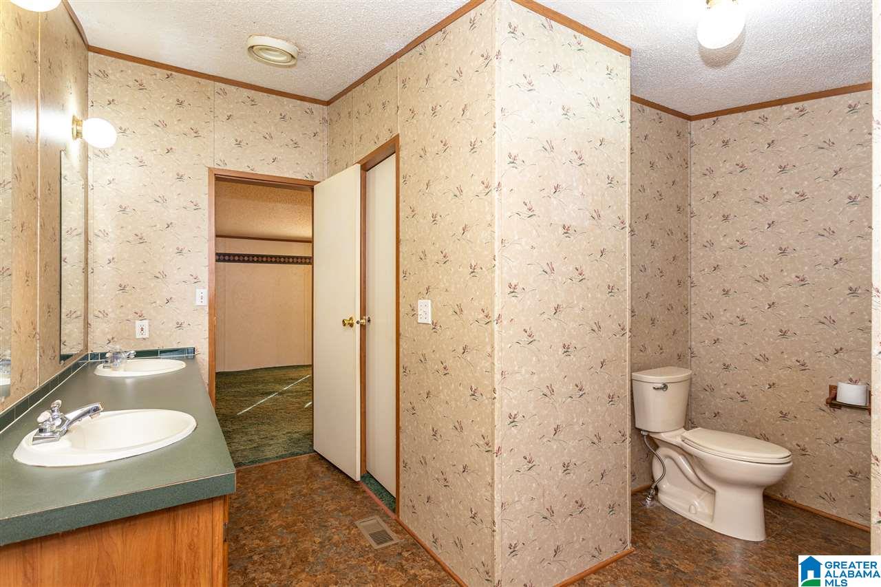 470 Ina Lane Oxford, AL 36203 - Photo 19 of 39