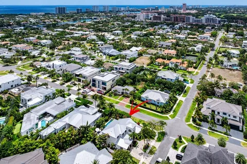 $3,100,000 | 624 Northeast 3rd Avenue, Boca Raton, FL 33432