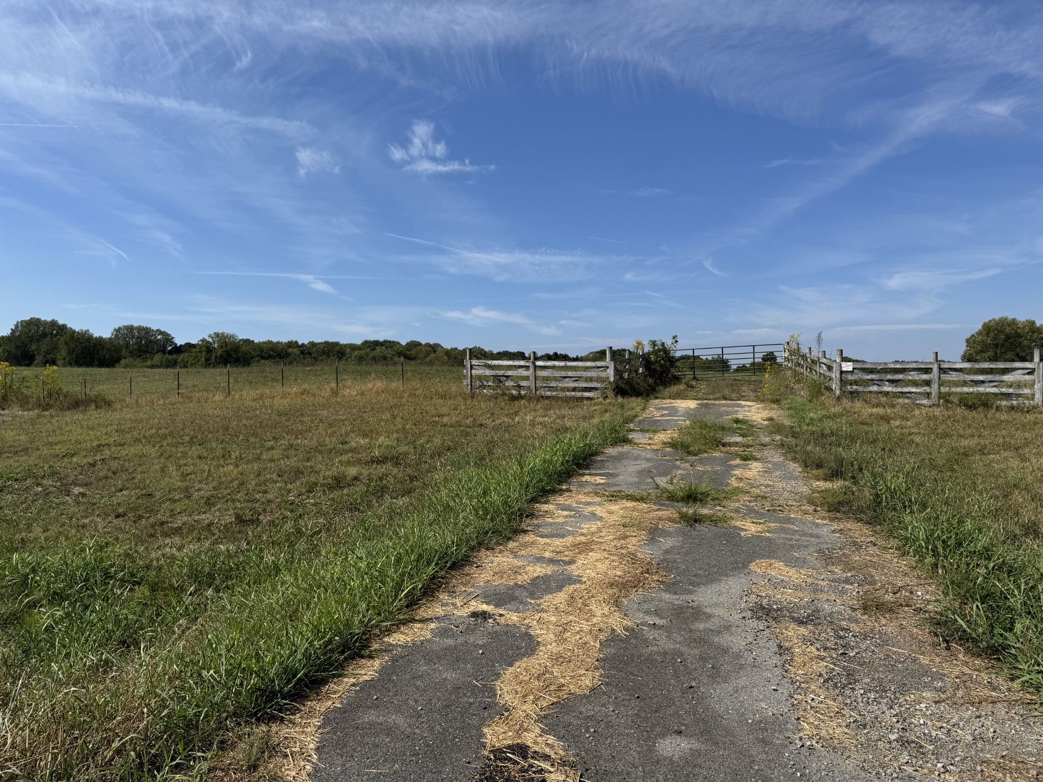 0 Academy Road Portland, TN 37148 - Photo 12 of 31 a view of an ocean with city