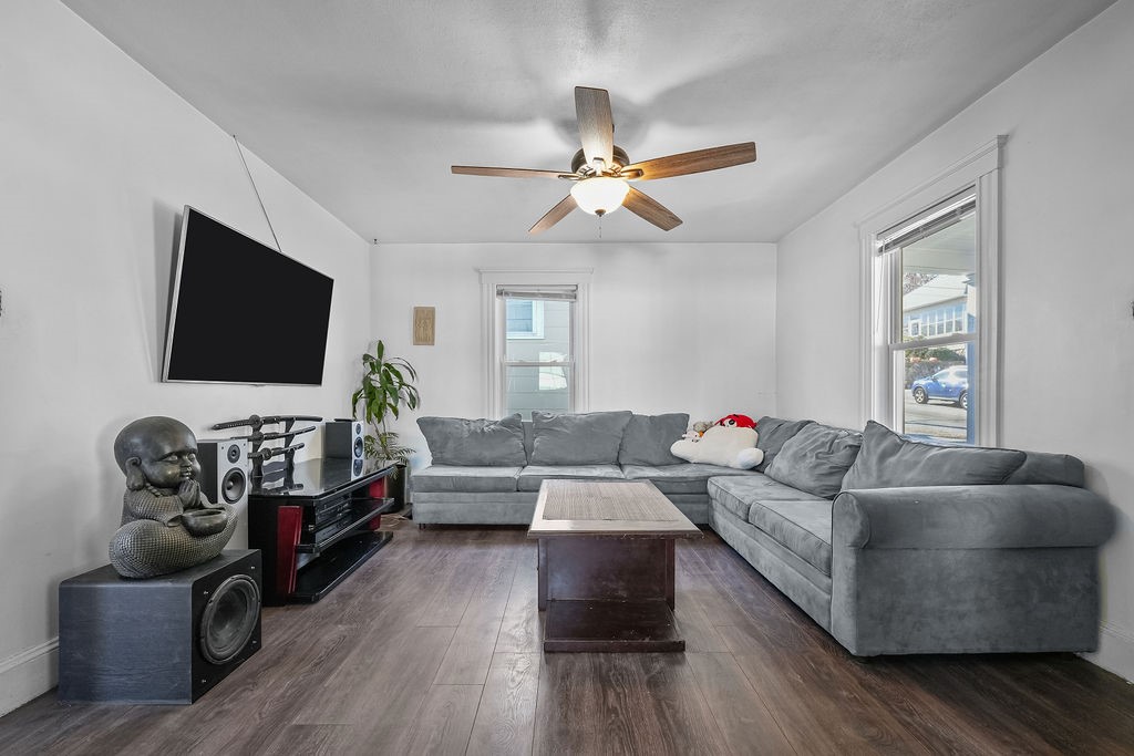 218 Joffre Avenue Woonsocket, RI 02895 - Photo 5 of 38