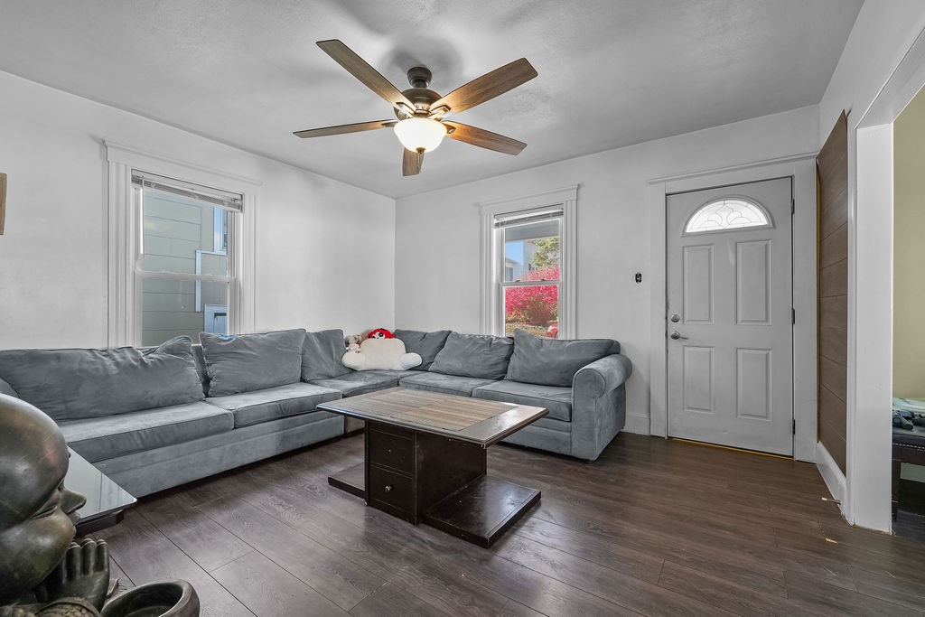 218 Joffre Avenue Woonsocket, RI 02895 - Photo 6 of 38