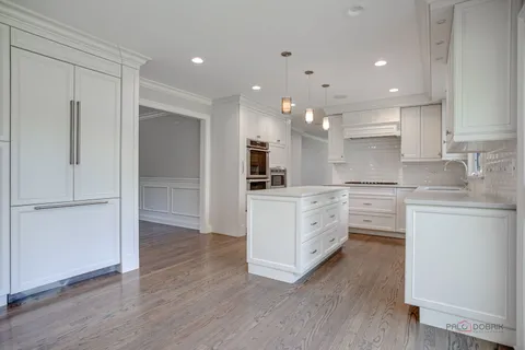 $1,350,000 | 125 North Ridge Road, Lake Forest, IL 60045